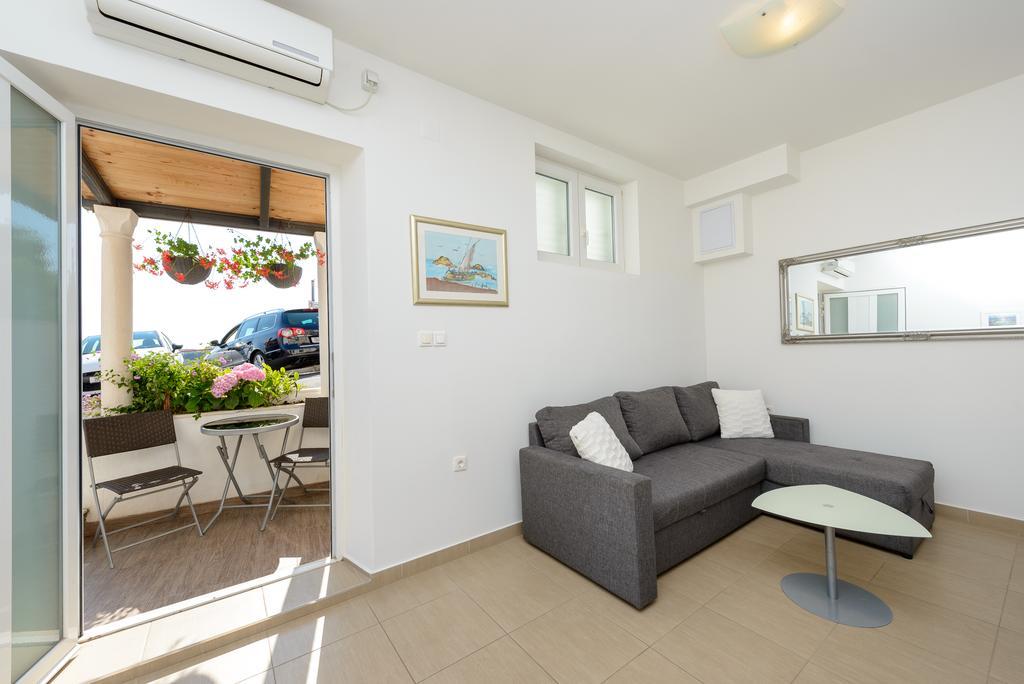 Tinker Bell Apartment ดูบรอฟนิก ภายนอก รูปภาพ